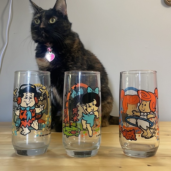 1986 Wilma Flintstone Pizza Hut Glass - Picture 8 of 8